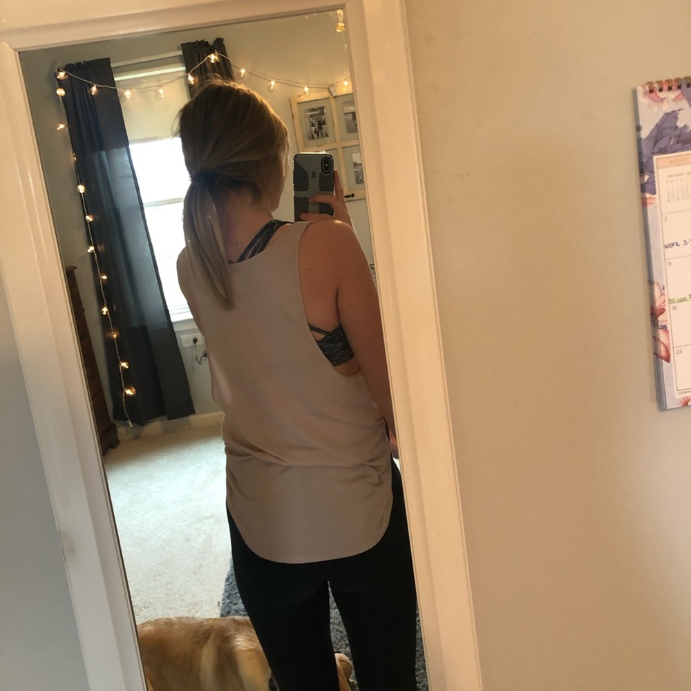 Tank top - Picture 3 of 5